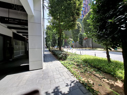 Icon Village (D2), Retail #587721301